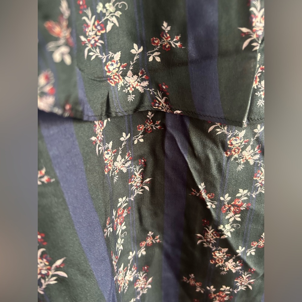 Rodebjer Floral Navy silk Blouse size small - Picture 4 of 4